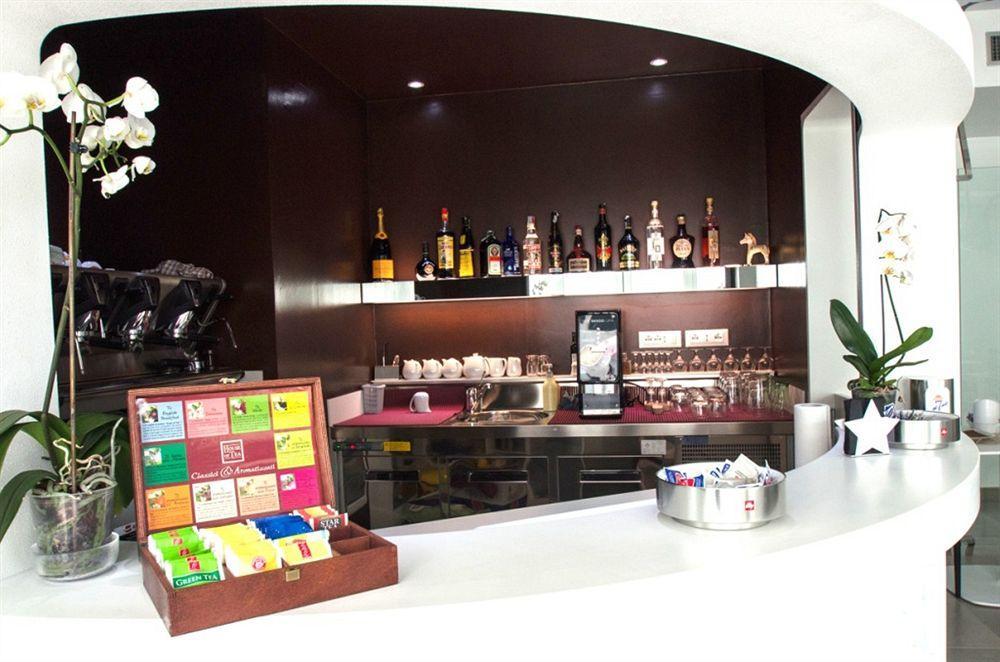 此处酒店 切萨雷奥港 外观 照片
